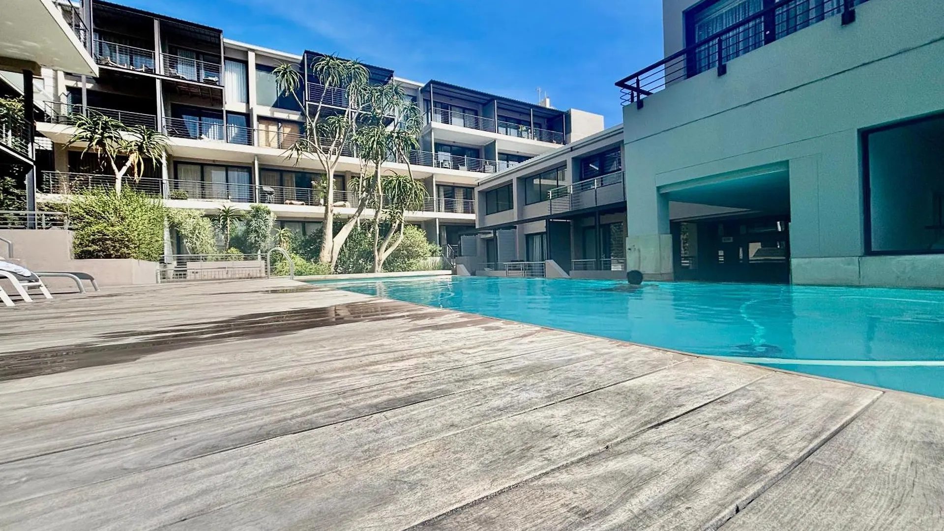Elegant Oasis In Cape Town Cbd Pool Gym & City Views 0*,