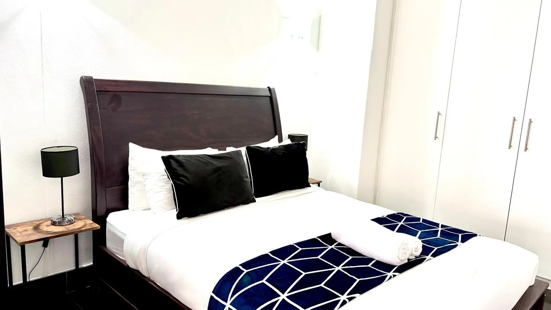 Apartment Elegant Oasis In Cape Town Cbd Pool Gym & City Views