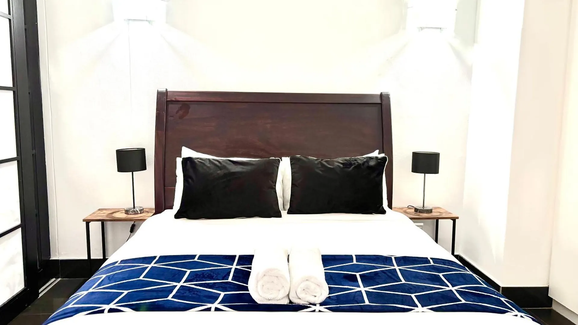 Elegant Oasis In Cape Town Cbd Pool Gym & City Views Apartment