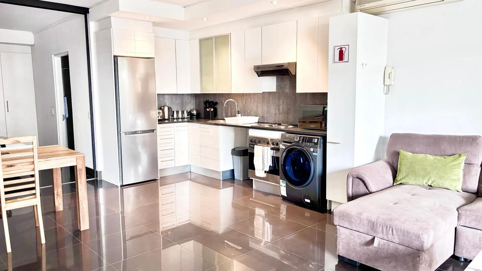 Elegant Oasis In Cape Town Cbd Pool Gym & City Views 0*,